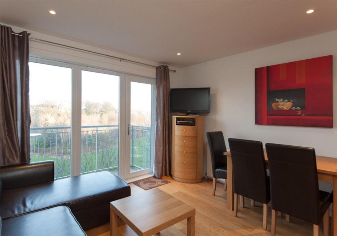 The Lochend Park View Residence Edimburgo Exterior foto